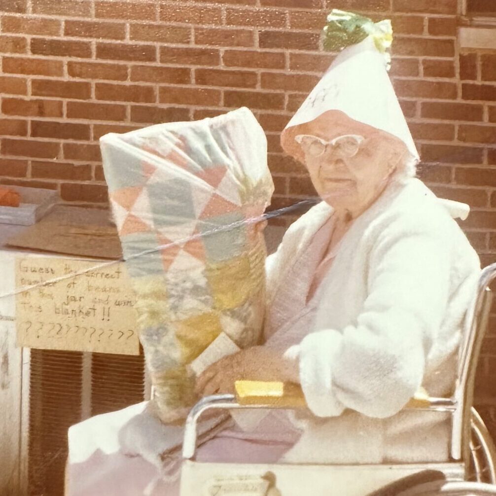 picnic-1979.-number-of-beans-in-jar-winner